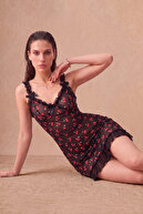 Romantik Beyaz Kiraz Baskılı Askılı Gecelik ve Tanga Seti - Trendyol ürün fotoğrafı